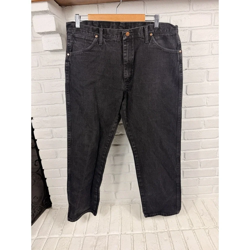 Vintage Wrangler Black Denim Jeans 34x30 USA Straight Leg Relaxed Fit